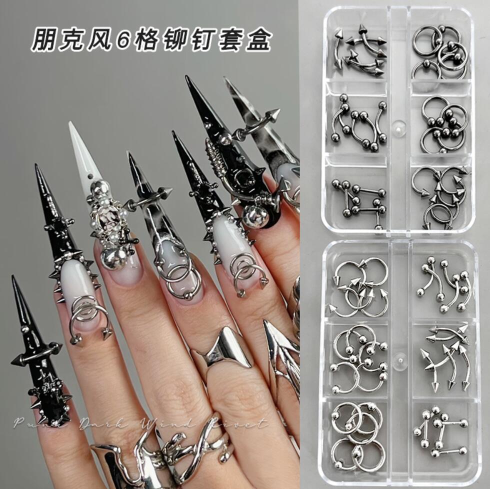 6Grids 3D Punk Style Rivets Na - Y2K Tech Accessories 评论和价格