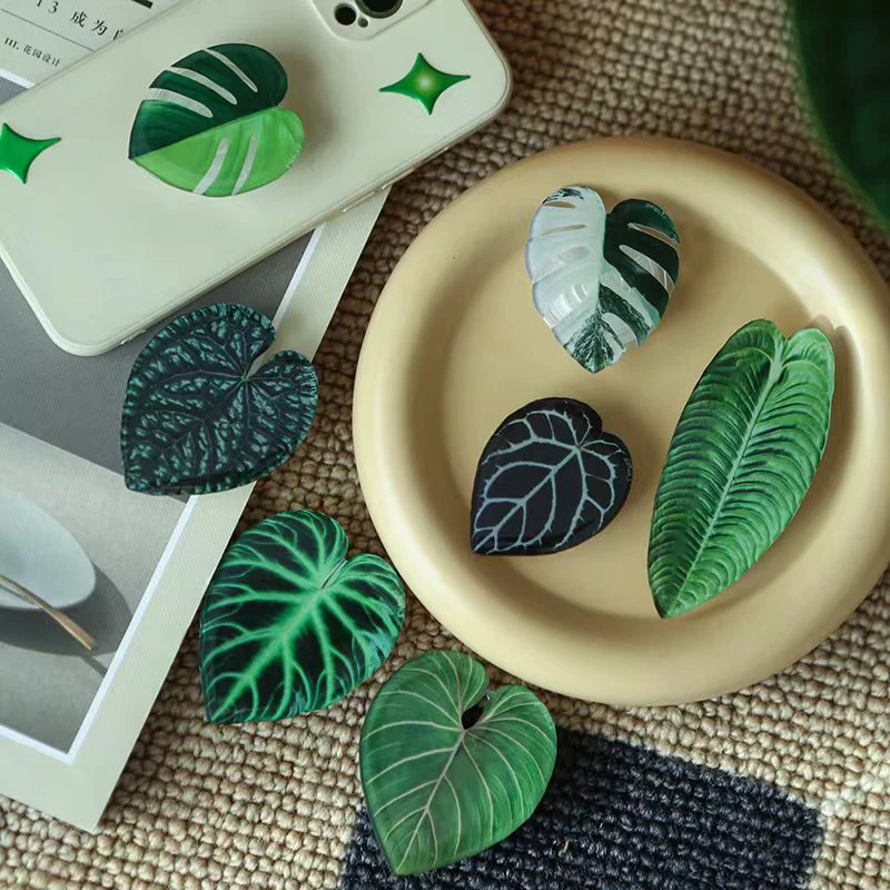Glossy Simulation Leaf Phone H - Tech Accessories Phone 评论和价格